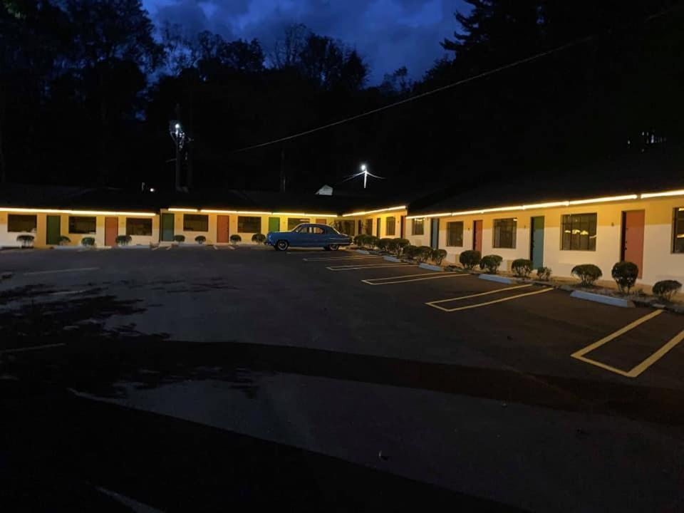 Hotel Route 19 2*